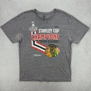 Chicago Blackhawks T Shirt Mens Extra Large Grey 2013 Stanley Cup Champions CCM